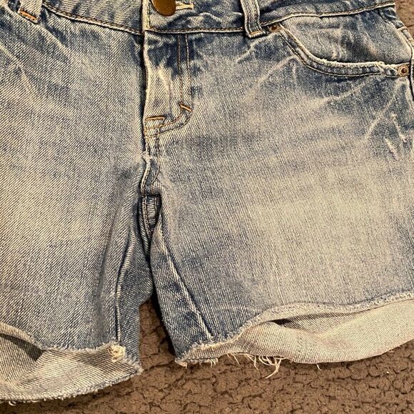 American Eagle Jean Shorts Distressed Size 6 - Picture 9 of 11